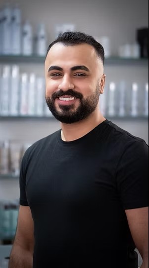 Hisham, Master Stylist bei Le Salon